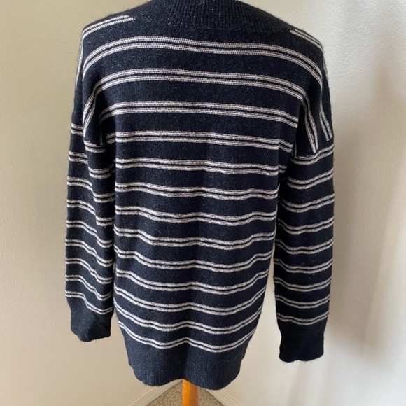 N.philanthropy Women’s Dune Striped Sweater Black Size Small Oversized V Neck - Picture 4 of 10